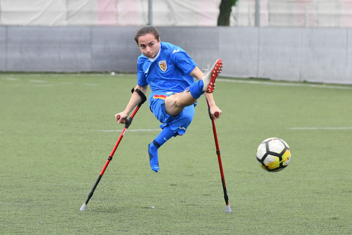 FCSB a înființat o nouă echipă pentru jucători cu membre amputate! GSP.RO a fost la primul antrenament: „FCSB e Steaua pentru noi!”