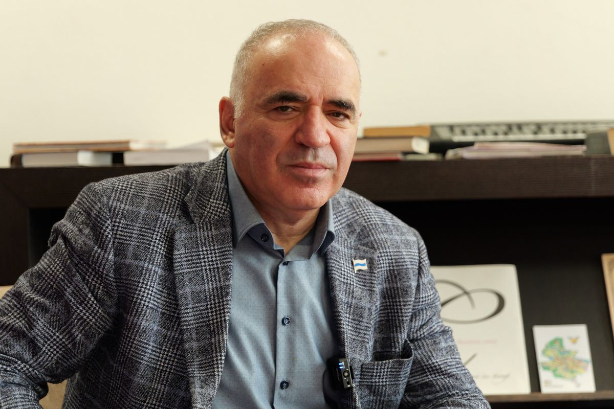 „Țineți legătura cu oamenii din Rusia?" » Răspunsul șocant al lui Garry Kasparov: „Acesta e adevărul, chiar daca e urât"