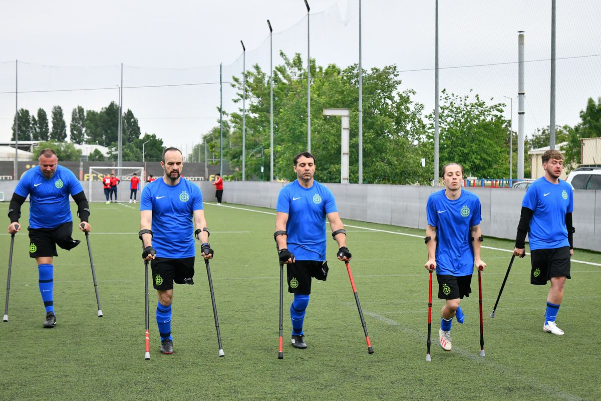 FCSB a înființat o nouă echipă pentru jucători cu membre amputate! GSP.RO a fost la primul antrenament: „FCSB e Steaua pentru noi!”