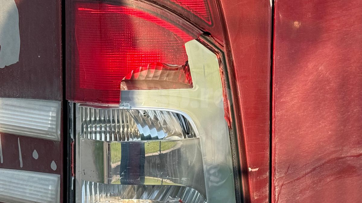 Autocarele s-au atins înainte de Universitatea Craiova - CFR Cluj