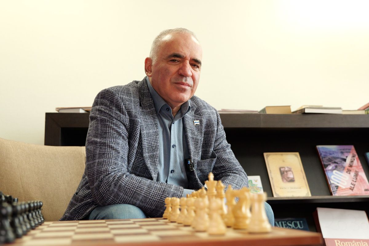 „Țineți legătura cu oamenii din Rusia?" » Răspunsul șocant al lui Garry Kasparov: „Acesta e adevărul, chiar daca e urât"