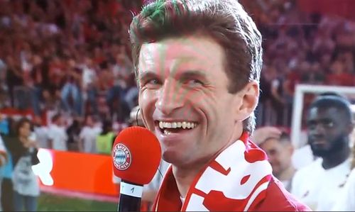 Thomas Muller își la rămas bun de la fanii lui Bayern pe Allianz Arena