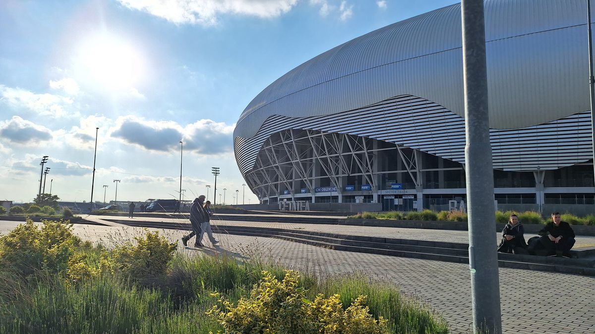 Înainte de Craiova - CFR, 10 mai 2025