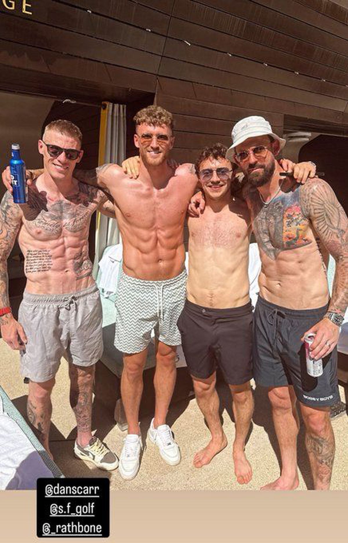 Au promovat și patronul le-a făcut cadou o escapadă în Las Vegas! Noapte de pomină