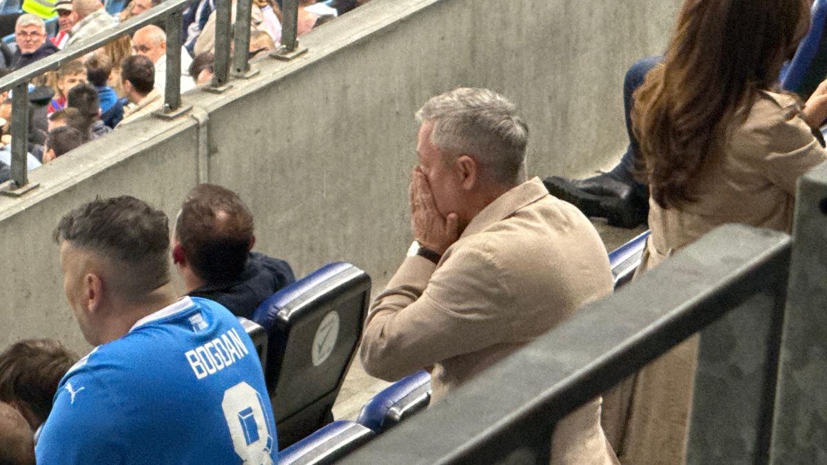 Ce nu s-a văzut la TV în Universitatea Craiova - CFR Cluj » Cum s-au manifestat Rotaru, Rădoi și Dan Petrescu