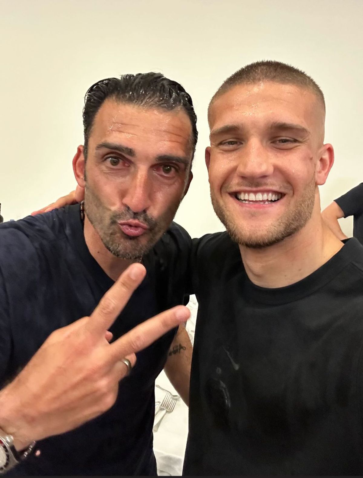 GALERIE FOTO. Jucătorii de la FCSB au celebrat titlul: „Campionii, campionii”