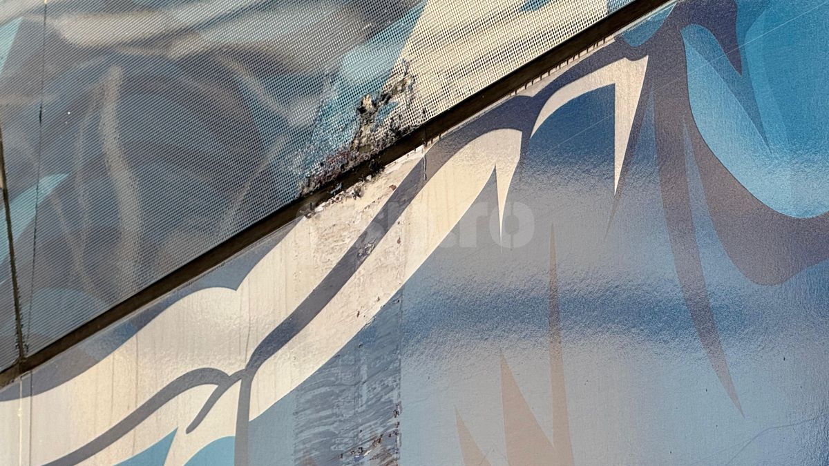 Autocarele s-au atins înainte de Universitatea Craiova - CFR Cluj