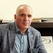 Garry Kasparov la Grand Hotel Bucharest, foto: Andrei Furnigă / Gazeta Sporturilor