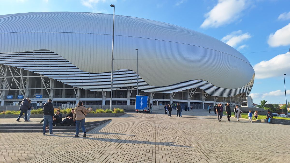 Înainte de Craiova - CFR, 10 mai 2025