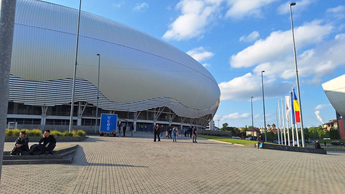 Înainte de Craiova - CFR, 10 mai 2025