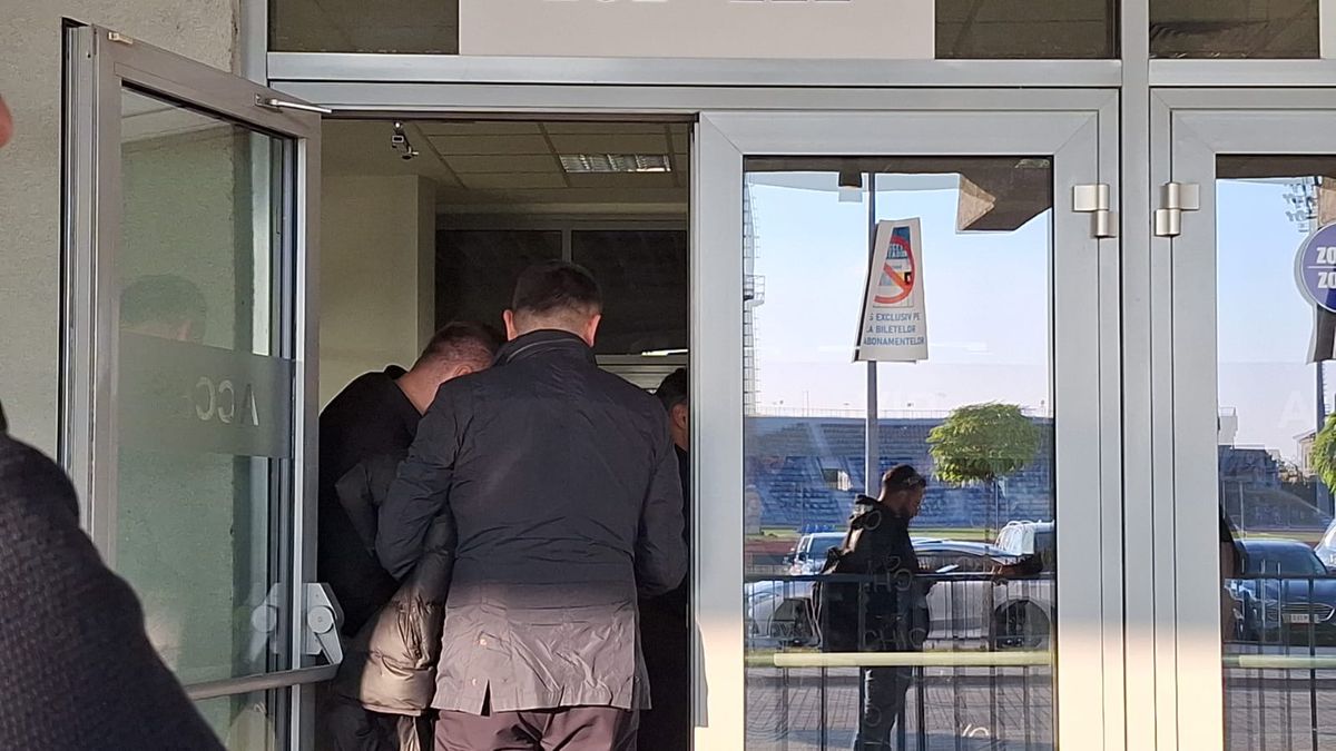 Înainte de Craiova - CFR, 10 mai 2025