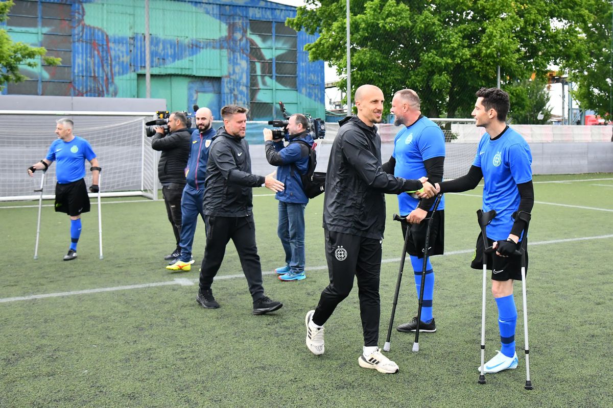 FCSB a înființat o nouă echipă pentru jucători cu membre amputate! GSP.RO a fost la primul antrenament: „FCSB e Steaua pentru noi!”