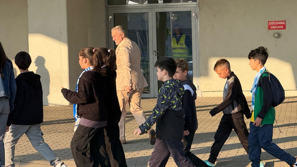 Înainte de Craiova - CFR, 10 mai 2025