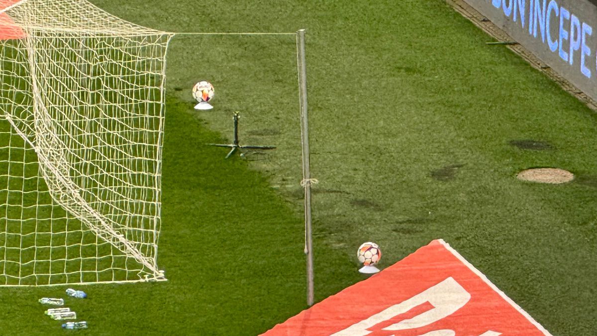 Inovație în Superliga la meciul dintre Universitatea Craiova și CFR Cluj » Ce au făcut oltenii pentru a evita un mare motiv de discordie