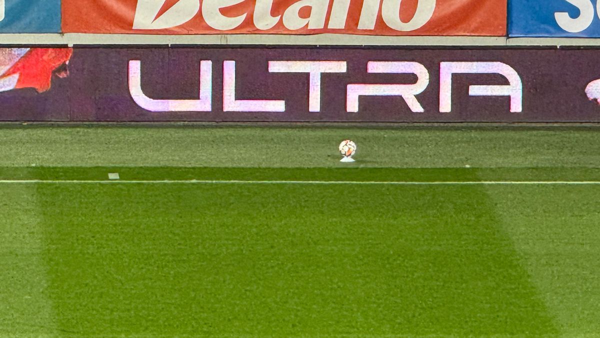 Inovație în Superliga la meciul dintre Universitatea Craiova și CFR Cluj » Ce au făcut oltenii pentru a evita un mare motiv de discordie