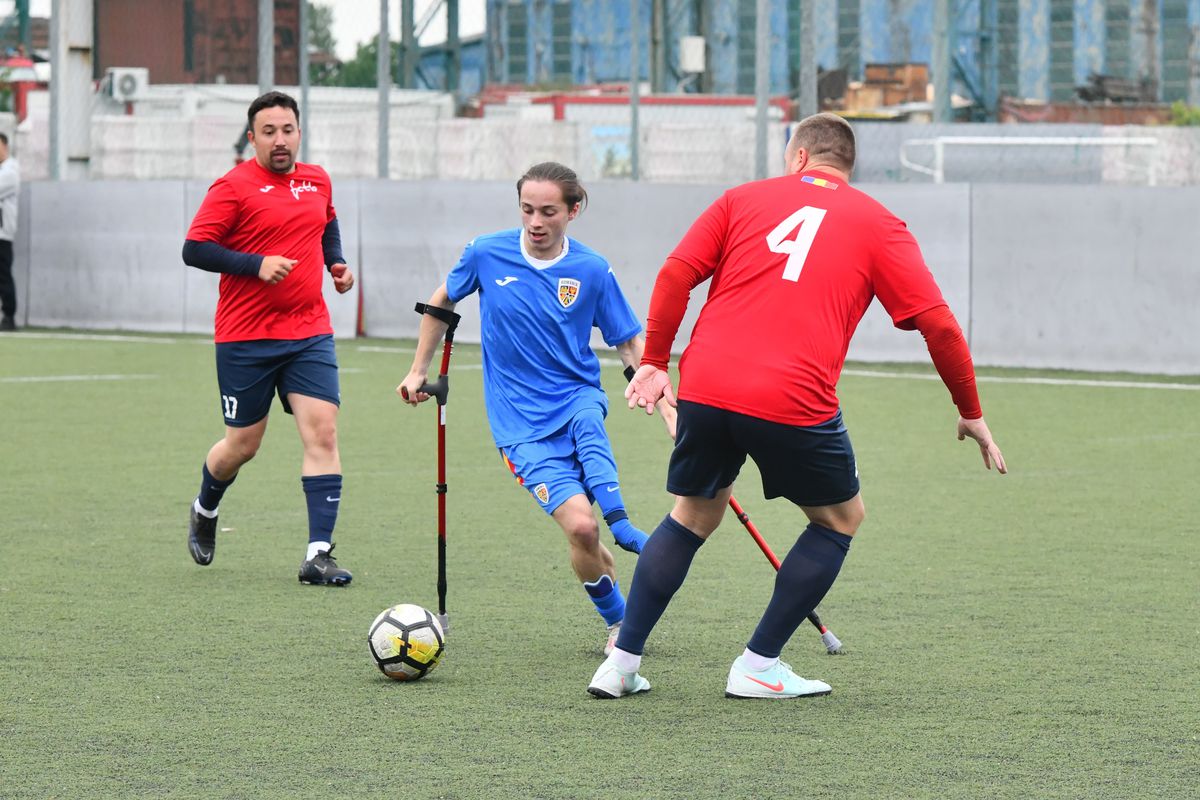 FCSB a înființat o nouă echipă pentru jucători cu membre amputate! GSP.RO a fost la primul antrenament: „FCSB e Steaua pentru noi!”