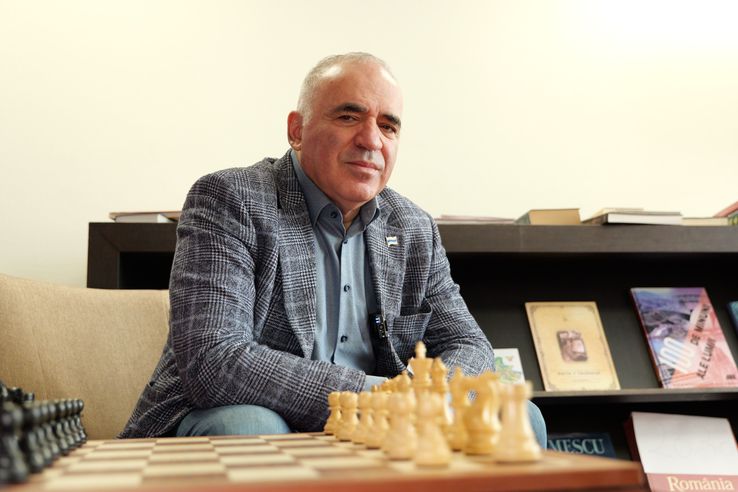 Garry Kasparov la Grand Hotel Bucharest, foto: Andrei Furnigă / Gazeta Sporturilor