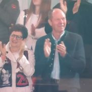 Sărbătoare la al 34-lea titlu câștigat de Bayern, cu Thomas Muller eroul serii de pe Allianz Arena