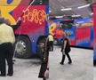 Fanii Barcelonei au aruncat cu obiecte în autocarul propriei echipe