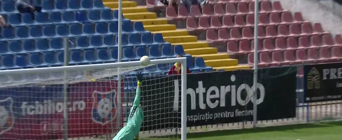 Gol magnific reușit de Adi Popa, Bihor - Steaua
