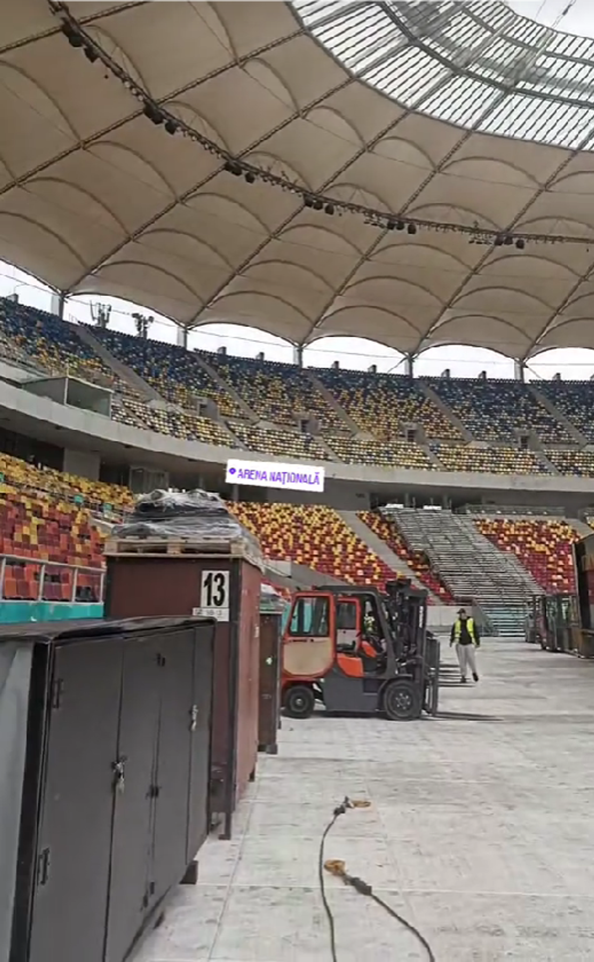 Cum arată Arena Națională înainte de concertul Metallica » Stadionul a devenit „zonă de festival”, iar fotbalul a fost mutat din Capitală