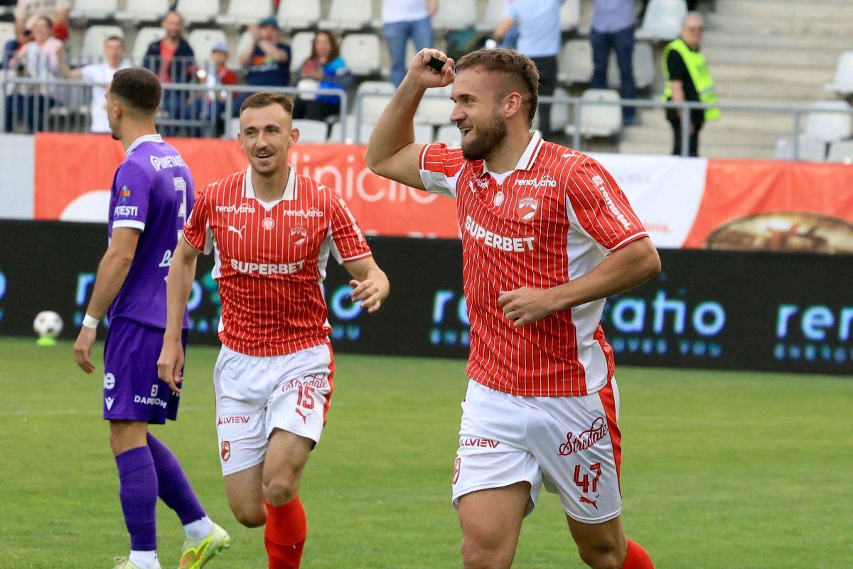 Pușcaș a început să tragă! Gol și „assist” în Dinamo - FC Argeș, „câinii” atacă locul 3. Clasamentul