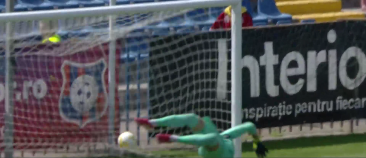 Gol magnific reușit de Adi Popa, Bihor - Steaua