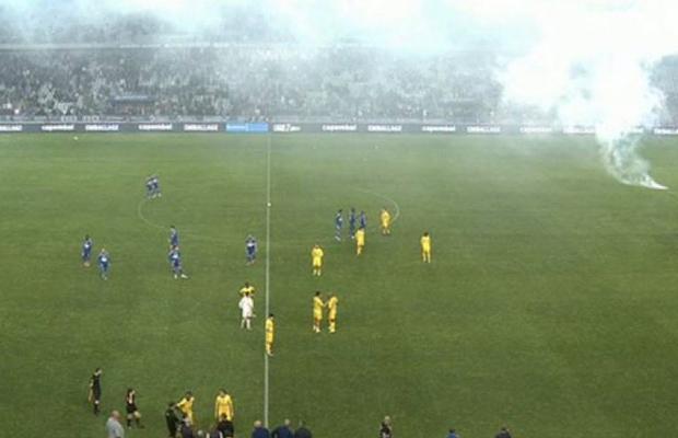 Haos pe teren, meci abandonat » Gazdele au retrogradat, oaspeții au promovat în Ligue 1!