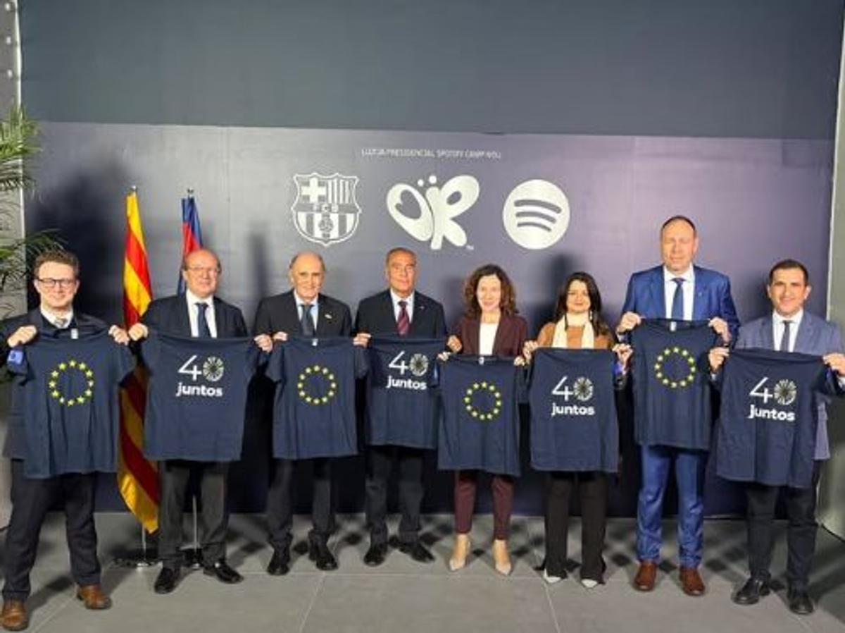 O româncă, invitată de onoare în loja VIP a lui Laporta la Barcelona - Real » A stat lângă șeful catalanilor
