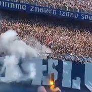Fanii lui Hajduk au incendiat bannerul galeriei Dinamo Zagreb // Capturi FOTO: X