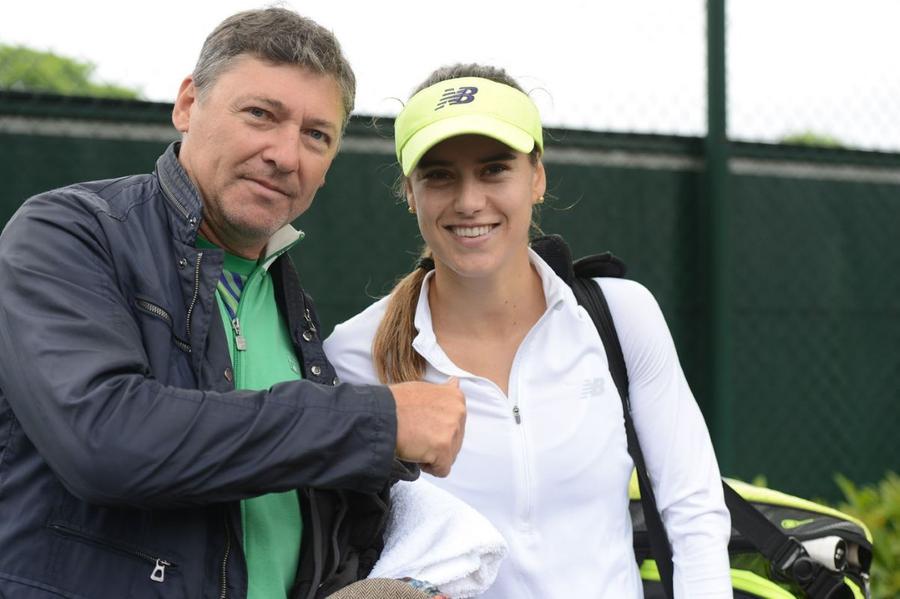 Marius Comănescu și Sorana Cîrstea la Roland Garros 2016 Foto: Flickr/Christopher Levy Fostul antrenor al Soranei Cîrstea analizează evoluția după victoria cu liderul WTA: „Bucură-te de fiecare clipă, dacă faci prea multe analize, cu siguranță găsești ceva”