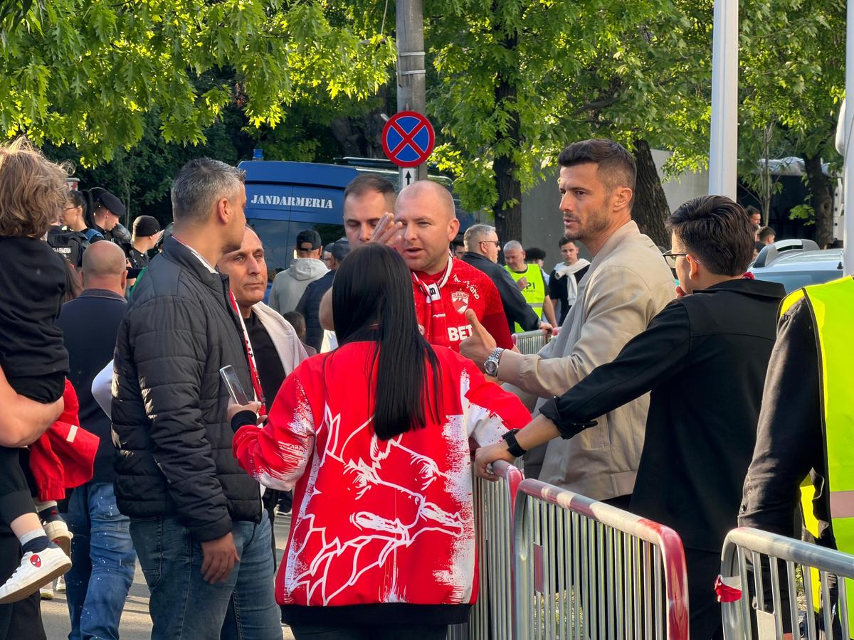 PCH și Sud au rămas la porți cu FC Argeș » „Cadou” otrăvit pentru Nicolescu în ziua în care a împlinit 50 de ani + gestul din arenă aplaudat de ultrașii din stradă