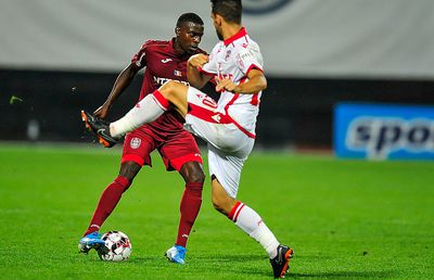 Probleme interne la CFR Cluj: doi jucători refuză cerințele clubului! Unul se răzbună pe Dan Petrescu + campioana are datorii uriașe