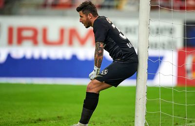 Situație de neînțeles la FCSB: Cristi Bălgrădean și alți doi RENEGAȚI au fost chemați înapoi la antrenamentele lui Vintilă