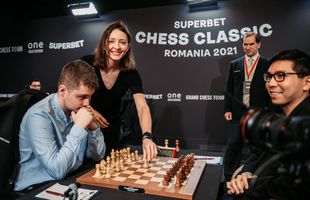 Se încinge lupta la vârful clasamentului Superbet Chess Classic Romania 2021: trei jucători conduc la egalitate, la jumătatea turneului