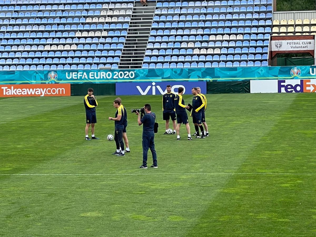 „Naționala” Ucrainei, un nou antrenament pe stadionul din Voluntari » Ce a făcut marele Shevchenko