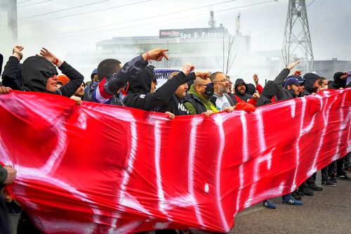 Fanii lui ȚSKA, protest contra lui Borislav Mihailov, în martie, foto: Imago