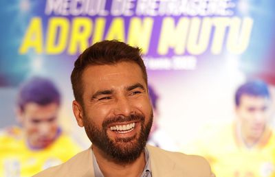 Încleștarea legendelor » Hagi și Adrian Ilie versus Makelele și Cannavaro la meciul de retragere al lui Adrian Mutu!