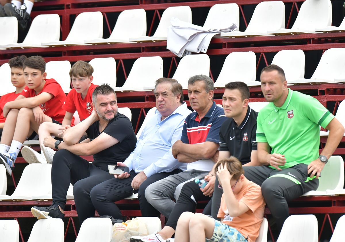 Apariție neașteptată a lui Ioan Niculae » La ce meci a fost surprins astăzi fostul finanțator al Astrei, eliberat din închisoare în urmă cu un an