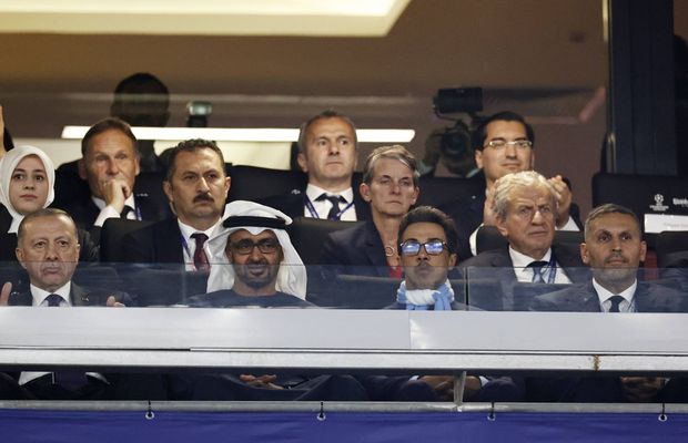 Burleanu, în „loja greilor” la finala Ligii Campionilor » Erdogan și șeful lui City în față, Ceferin și Infantino în dreapta