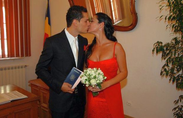 „Am făcut sex chiar înainte de meci, în cantonament” » La 14 ani distanță e angajat FRF și revine asupra declarației: „Soția a venit la mine...”