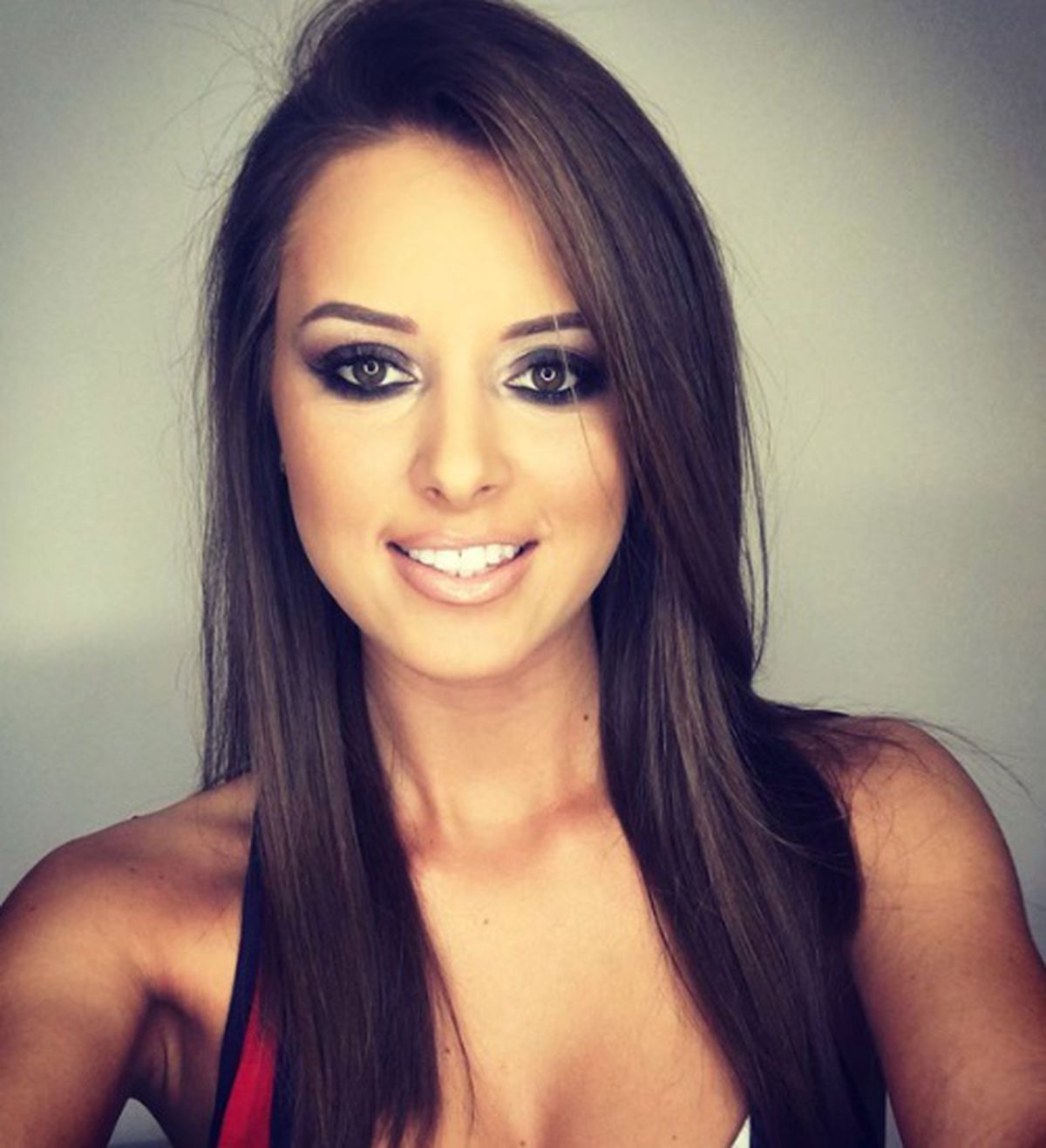 FOTO Cu ea s-a consolat după finală » Jucătorul lui Sepsi care se iubește cu cea mai sexy reporteră