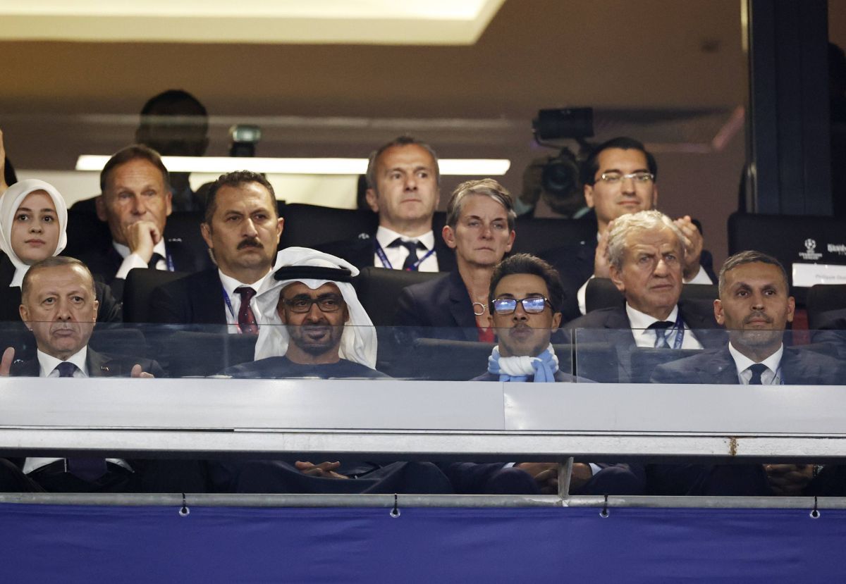 Burleanu, în „loja greilor” la finala Ligii Campionilor » Erdogan și șeful lui City în față, Ceferin și Infantino în dreapta
