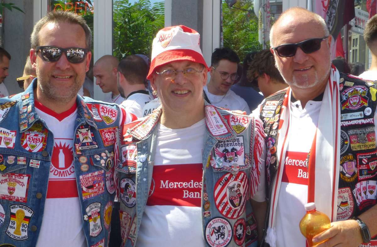 Supershow al suporterilor nemți din fan cluburi chiar în orașul unde stă naționala României! Tabloidul Bild a ales astăzi poza zilei de la festivalul unic în Germania