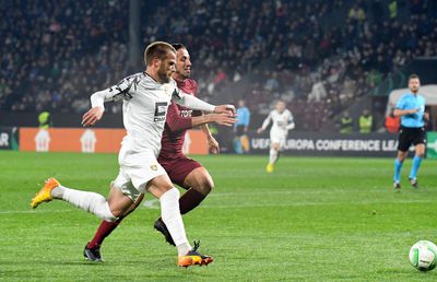 „Bine ai venit” » Transfer oficial la CFR. Dan Petrescu a adus un jucător care a marcat în poarta clujenilor în Europa