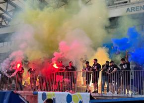 Imagini interzise în Superliga » Ce au făcut suporterii Petrolului la primul antrenament al lui Topal