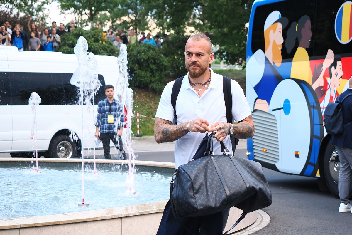 Nemții i-au dat KO lui Iordănescu din prima zi! Decizia care l-a înfuriat pe selecționer înainte de Euro 2024