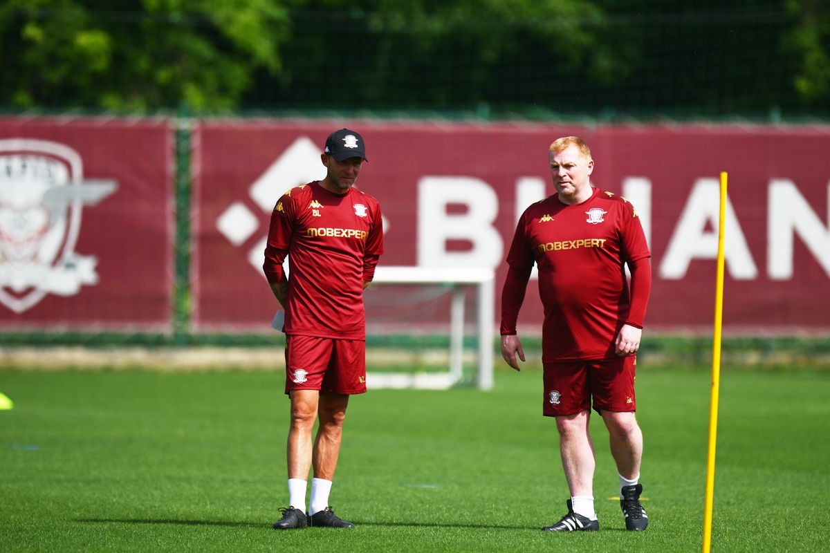 Rapid este foarte aproape de al doilea transfer al verii » Fundașul central așteptat de Lennon