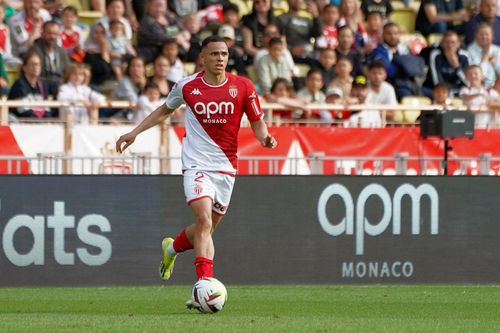 Tottenham, echipa la care evoluează Radu Drăgușin (22 de ani), este interesată de transferul lui Vanderson (22), fundașul dreapta de la AS Monaco.