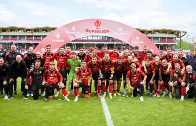 Clubul din Superliga a dat afară 5 jucători dintr-un foc